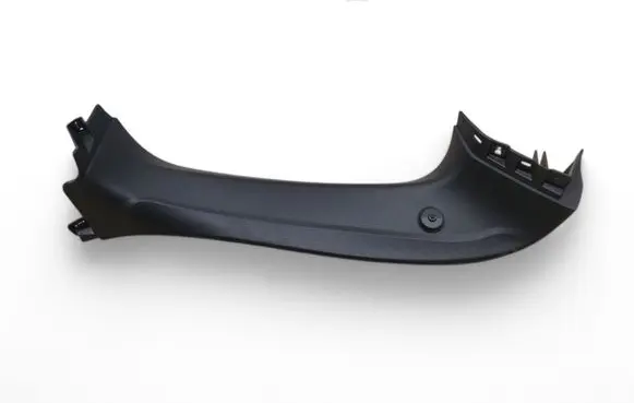 Maserati Levante Tailgate trim 670040404