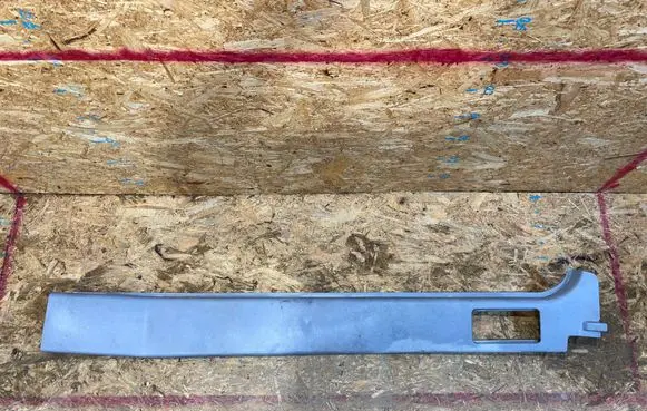Mercedes-Benz Sprinter W901 W902 W903 W904 (B) pillar trim (top) A9016922701 R1743-Z A9016921901