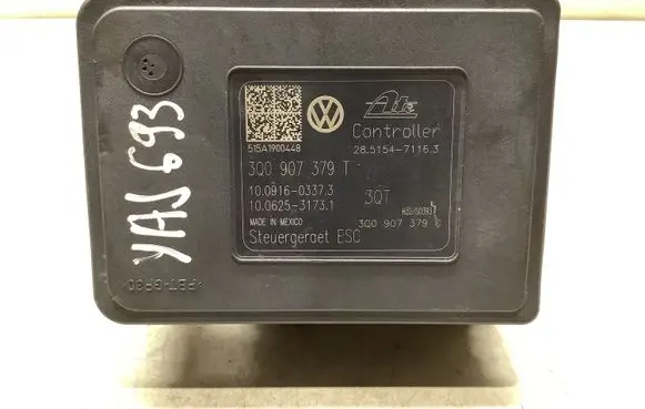 Skoda Octavia Mk3 (5E) ABS Pump 3Q0907379T 3Q0614517T 10091603373