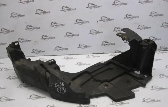 Renault Megane III Headlight/headlamp mounting bracket 622220003R