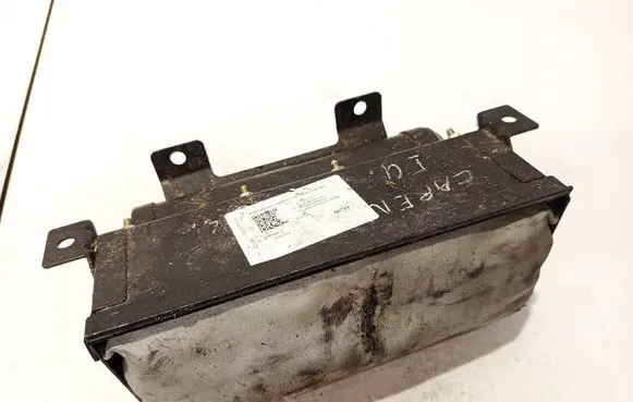 KIA Carens I Passenger airbag