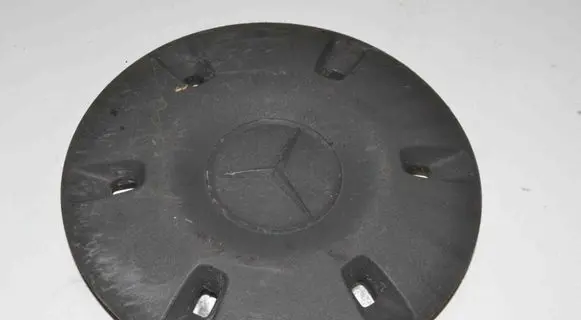 Mercedes-Benz Sprinter W906 R20 wheel hub/cap/trim A9064010025