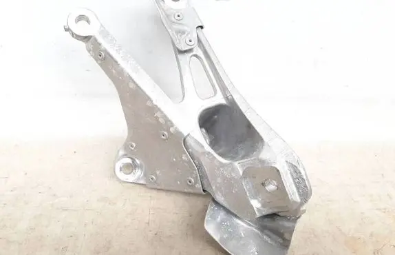 BMW M4 F82 F83 Engine mounting bracket 2284204 22112284204