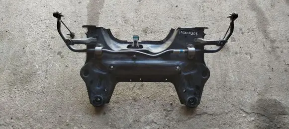 Peugeot 208 II Front subframe