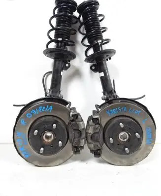 Toyota Yaris Front wheel hub spindle knuckle