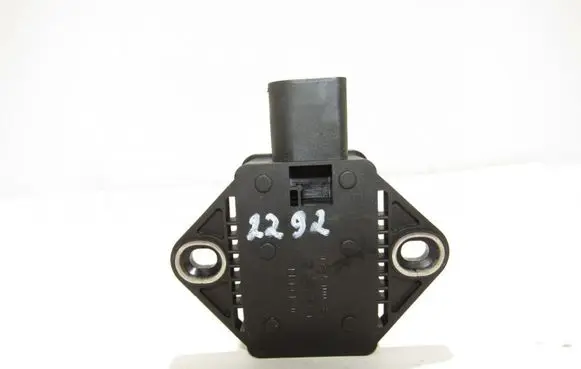 Audi A6 S6 C5 4B ESP acceleration yaw rate sensor 8e0907637a