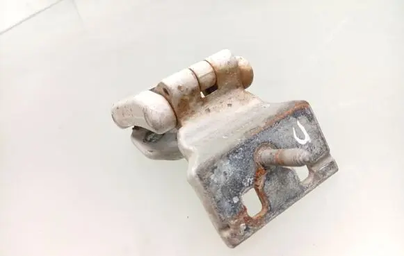 Opel Movano B Loading door lower hinge 844000014R