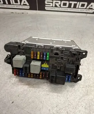 Mercedes-Benz E W211 Fuse module 2115453801