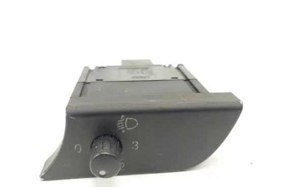 Audi A4 S4 B6 8E 8H Headlight level height control switch 8E1919094