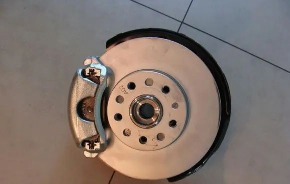 Volkswagen Golf VIII Front wheel hub spindle knuckle