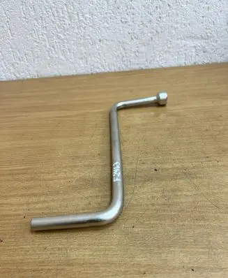 BMW 7 E65 E66 Wheel nut wrench 675873117 F2463