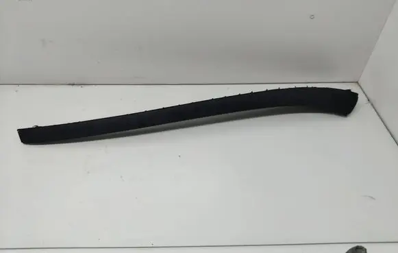 Seat Altea XL Windshield trim 5P0854319D AR310180 961291