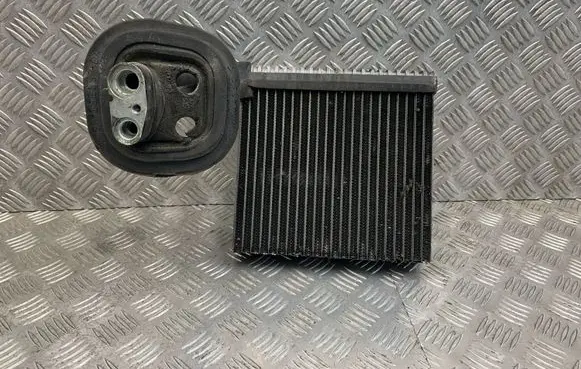 Volvo V50 Air conditioning (A/C) air dryer 30767329