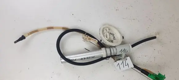 Audi A8 S8 D3 4E Fuel level sensor 224802055003 3D0919679
