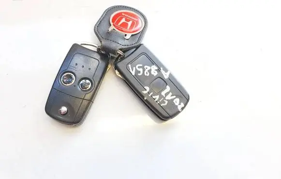 Honda Civic IX Ignition key/card 