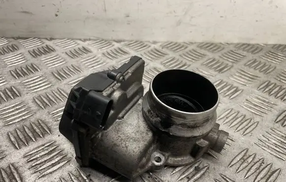 BMW 5 GT F07 Throttle valve 7806231