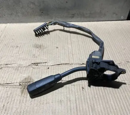 Mercedes-Benz E W124 Indicator stalk 1245401744