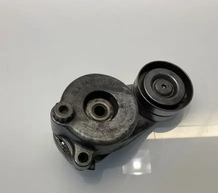 Mercedes-Benz E W211 Alternator belt tensioner A6422001370 6422001370