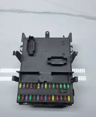 Front bumper upper radiator grill