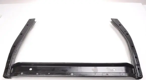 Volvo XC40 Bottom radiator support slam panel 32333099