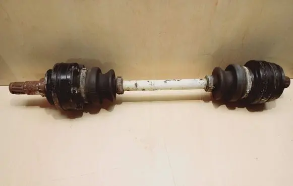 Mercedes-Benz W123 Rear driveshaft 1243500137