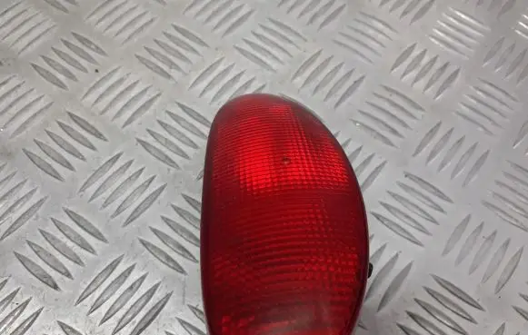 Peugeot 206 Third/center stoplight