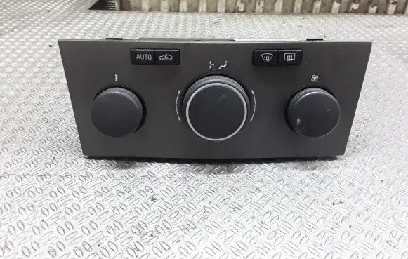 Opel Zafira B Climate control unit 13245114