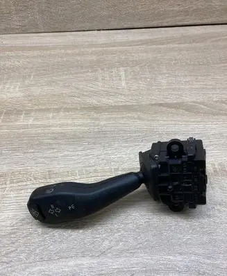 BMW 3 E46 Indicator stalk 8363668 01104010
