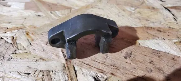 BMW 3 E46 Fuel Injector clamp holder 13537787215