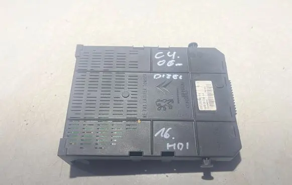 Citroen C4 I Fuse box set 216761594