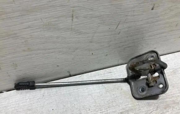 Volkswagen Beetle A5 Engine bonnet/hood lock/catch 5C5823186B