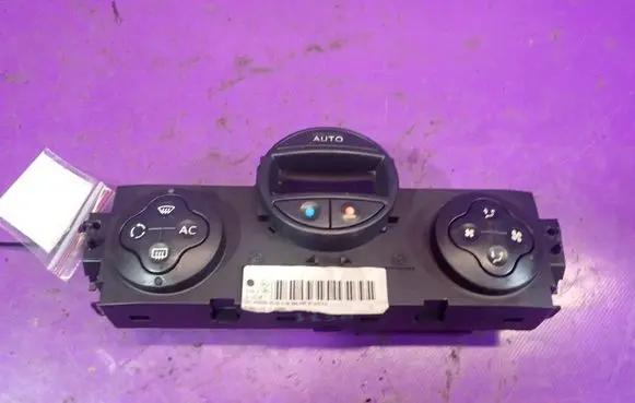 Renault Megane II Climate control unit