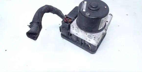 Ford Focus ABS Pump 3M512C405HB 00402966D0 10096001193
