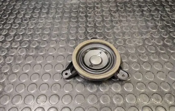 Audi A8 S8 D4 4H Front door speaker 4H0035397