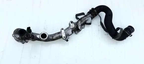 Citroen C5 Engine coolant pipe/hose 9626957310