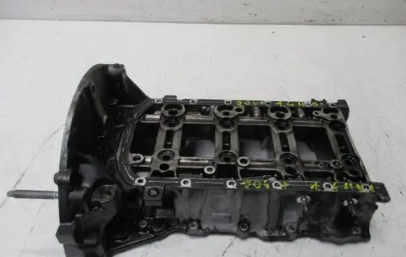 Peugeot 206 Engine block 