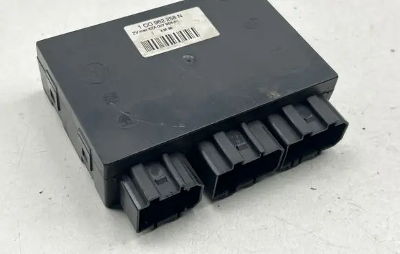 Volkswagen Golf IV Comfort/convenience module 1C0962258N 42599 5ZA00795651