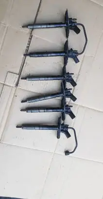 Fuel injectors set
