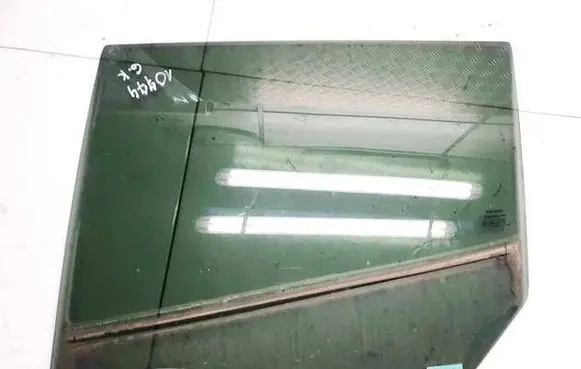 Nissan Leaf I (ZE0) Rear door window glass as3m5532dot682