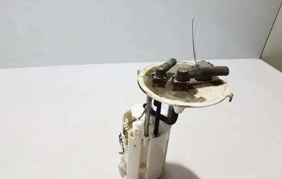 Toyota Hilux (AN120, AN130) In-tank fuel pump 770100K201