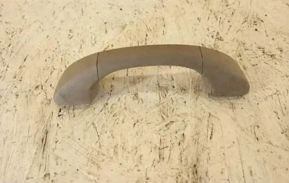 Volvo V70 Front interior roof grab handle 13550