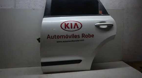 KIA Niro Rear door
