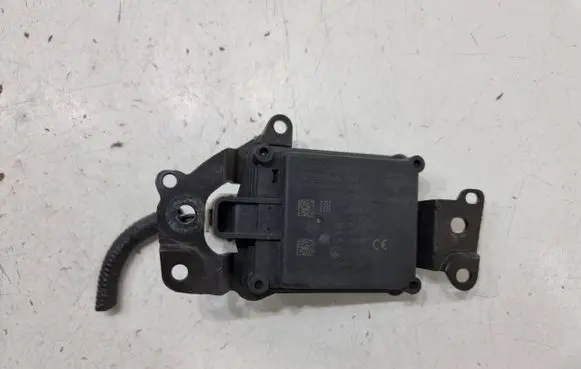 Toyota C-HR I Distronic sensor radar 88210F4011