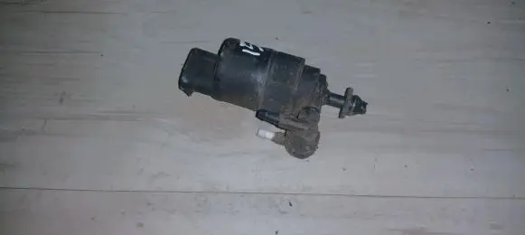 Renault Laguna I Windscreen/windshield washer pump