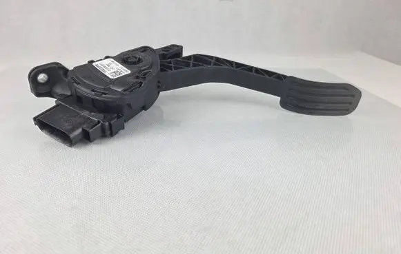 Volvo V60 Accelerator throttle pedal 31329061 6PV01083417 C95YE01