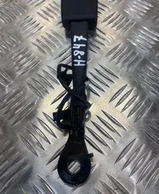 Audi A6 S6 C8 4K Front seatbelt buckle 4K8857755M