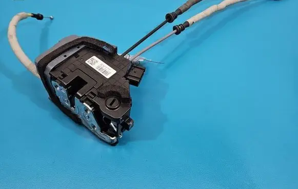 Hyundai Elantra VI Rear door lock 81410-F2000 IMPRK1538855
