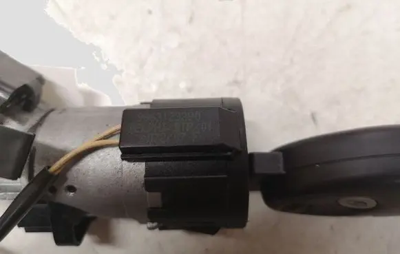 Citroen C5 Ignition lock 9663123280