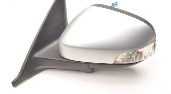 Volvo V50 Front door electric wing mirror 