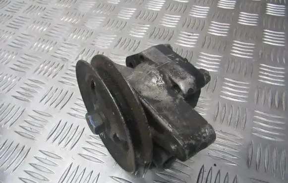 Hyundai Lantra II Power steering pump 5711029101 57110-29101